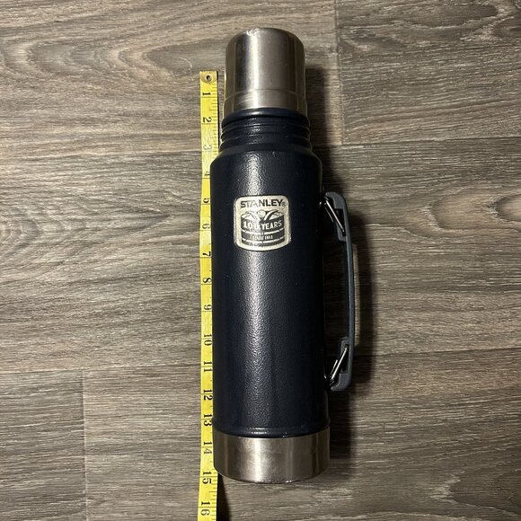 Stanley Classic Vacuum Thermos 100 Anniversary Edition 1 Qt Stainless Steel Navy - Picture 8 of 11